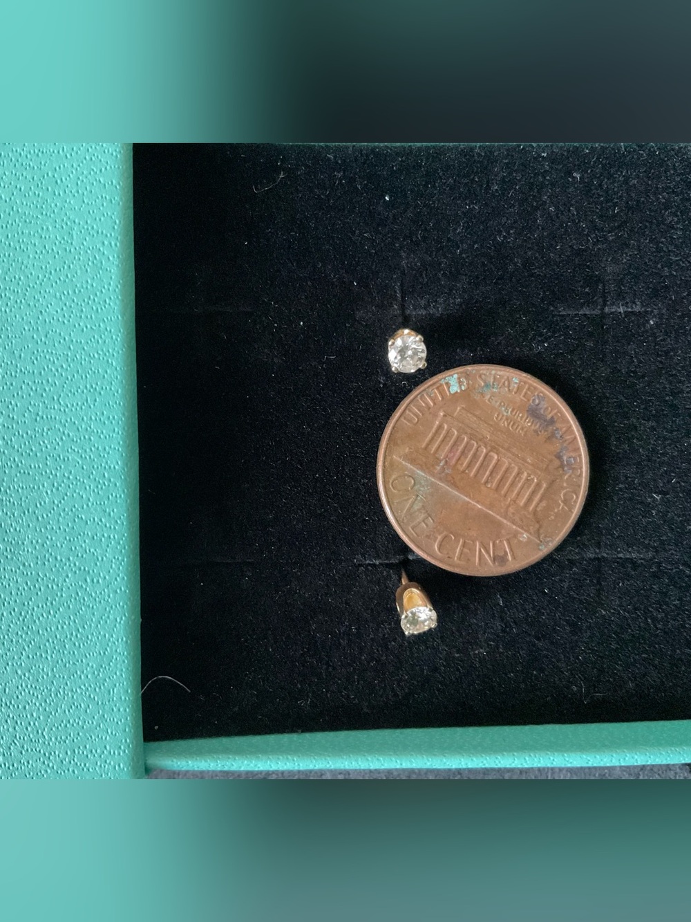 Vintage 1999 Round Brilliant Diamond Stud Earrings Gold - Approx. 0.40-0.50 TCW - Picture 9 of 10